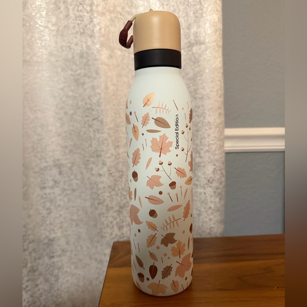 Owala Autumn Leaves Water Bottle - Cream and Brown - Picture 2 of 3